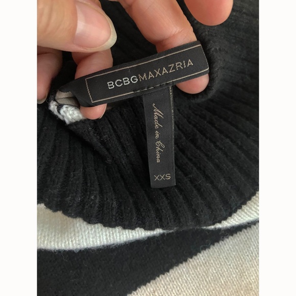 BCBGMaxAzria Color Block Funnel Neck Tunic Sweater Size XXS - Picture 8 of 10
